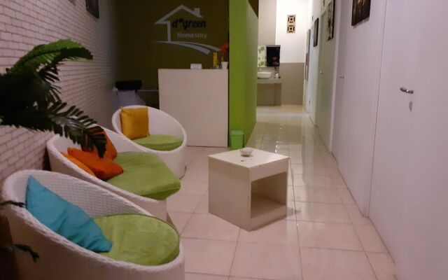 Spot On 2332 D'Green Homestay