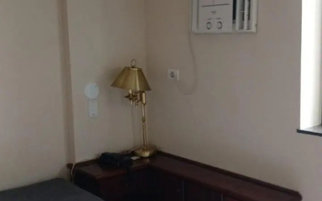 The Plaza Flat Service