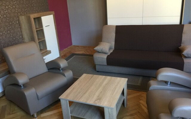 Penguin Rooms - Kielce Downtown Sienkiewicza