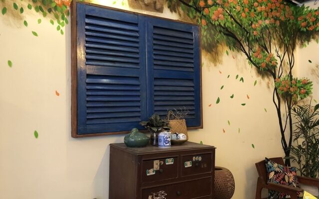 Coffee Shop & Hostel Co Hai