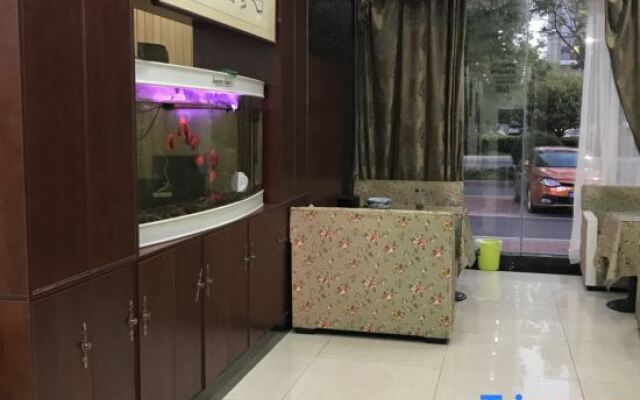 Phoenix City Hotel