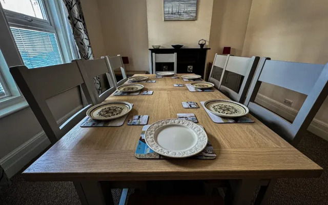Brookley House Cromer Coast 5 Bed 8 Guests