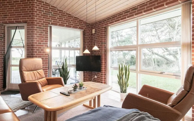 6 Person Holiday Home in Blavand