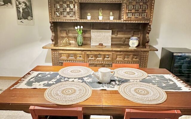 Historical 1400 Ft2 Apartment At Temple Of Apollo