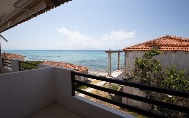 Villa Beach, by Greek Pride