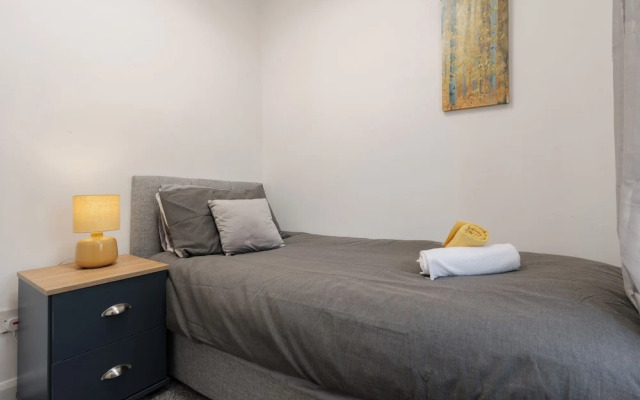 Long Stay 3BR House With Parking