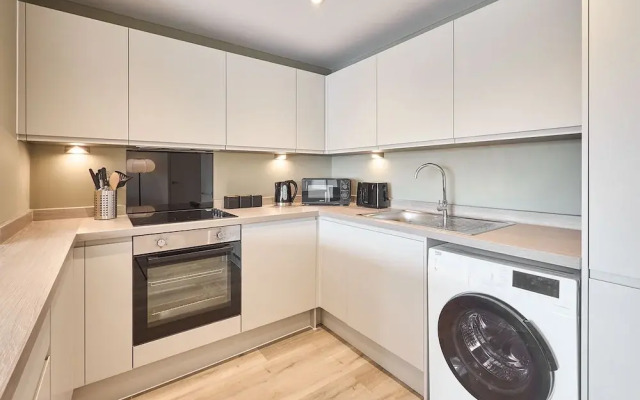 Host Stay Richmond Place 307