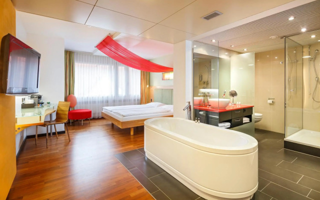 Ramada by Wyndham Baden Hotel du Parc