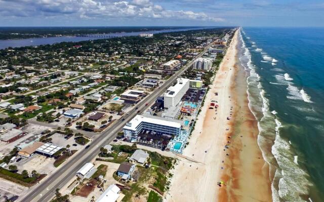 Chateau Mar Beach Resort