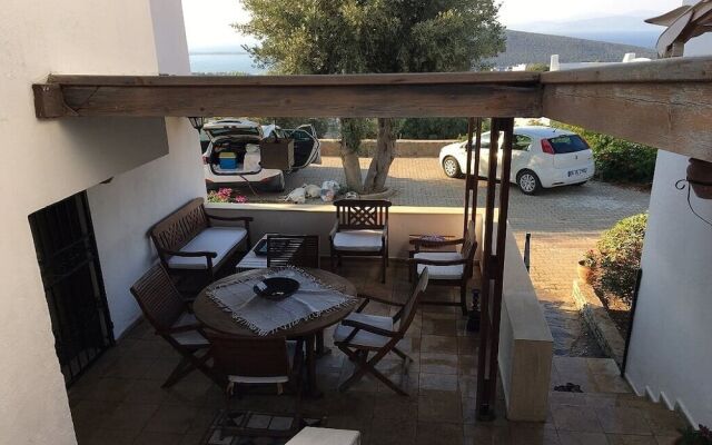 BO084 by Villaofsummer