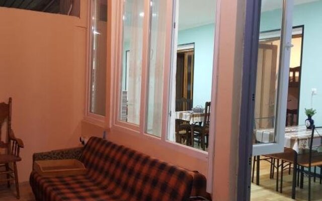 Hostel Berdzeni 21 Old Tbilisi