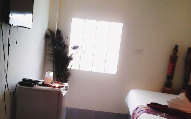 Phuket Airport Hostel and Homestay