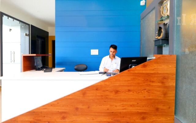 OYO 3131 Hotel BR Inn