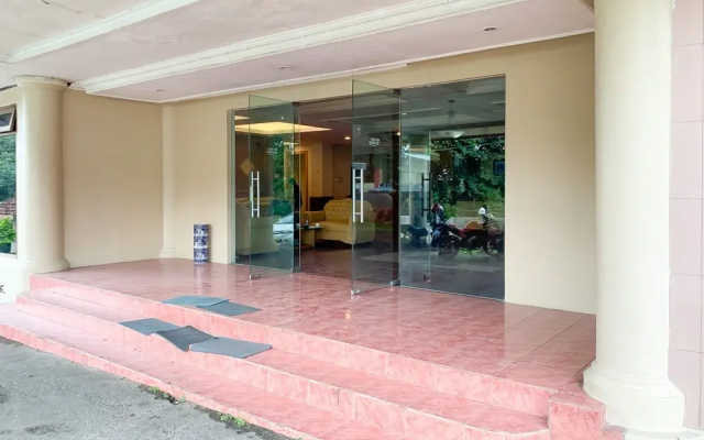 RedDoorz Near Rsud R. Syamsudin Sukabumi