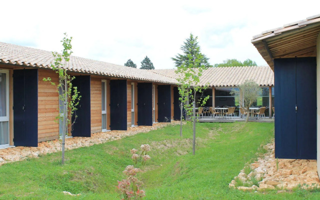 The Originals City, Hôtel Albizia