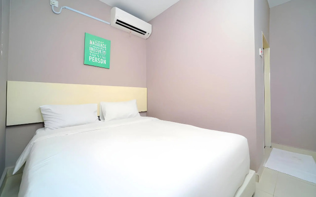 OYO 89890 Mila Motel 2