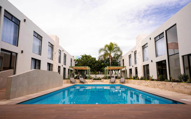 La Posada Hotel y Suites
