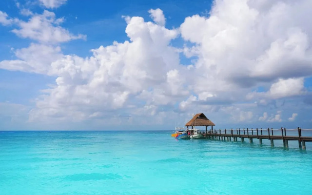 Apartment With Pool In Playa Del Carmen