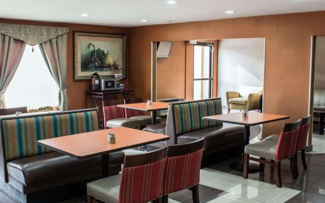 Comfort Inn Garner Clayton I-40