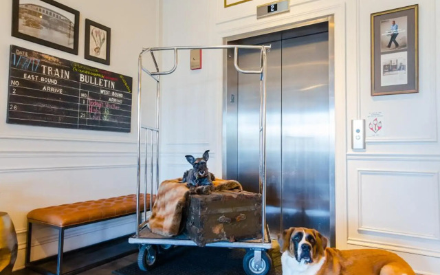 The Guesthouse Hotel