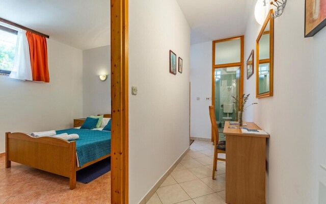 Nice Apartment in Rovinj With 2 Bedrooms and Wifi