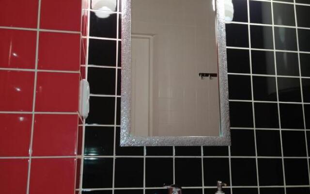 Cozy studio for couple near Polytechnic University