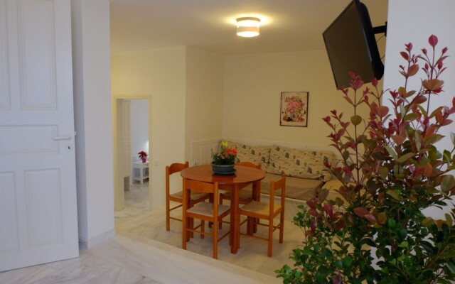 Dialinas Apartments
