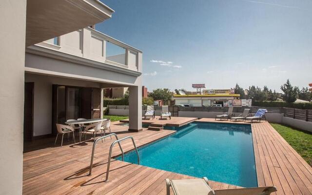 Villa Petreris Dyo - Lovely 3 Bedroom Ayia Napa Villa with Pool - Short walk to Nissi Avenue