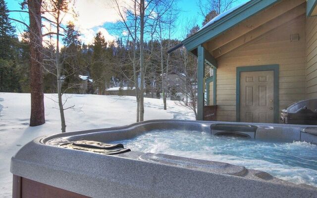 Kingdom Park Townhomes 830 by RedAwning