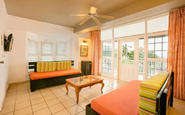 Decameron Club Caribbean Runaway Bay, Ramada All-Inclusive Resort