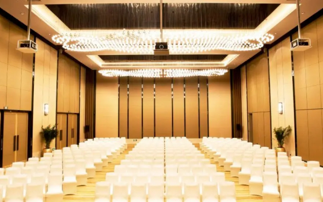 Days Hotel By Wyndham Chongqing Liangping