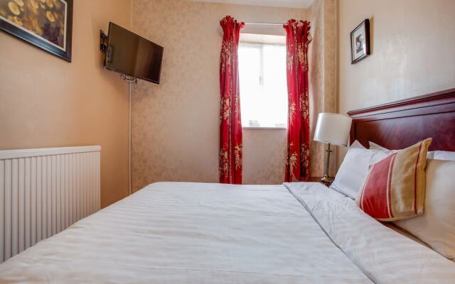 The Rose and Crown Hotel