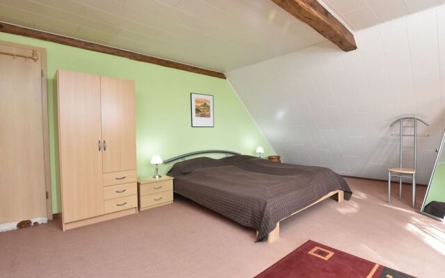 Sleep Under a Thatched Roof - Apartment in Ahlbeck near Haff