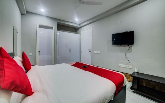 Oyo 28073 Shiva Residency
