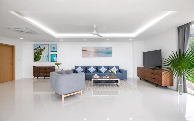 Chaweng Noi Luxury 4BR Blue Dream Villa