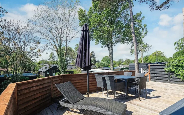Luring Holiday Home in Poljana With Sea Nearby