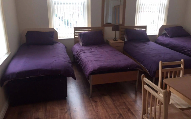 The L4 Studios & Rooms