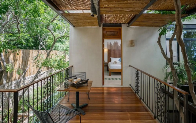 TreeHouse Boutique Hotel - Adults Only