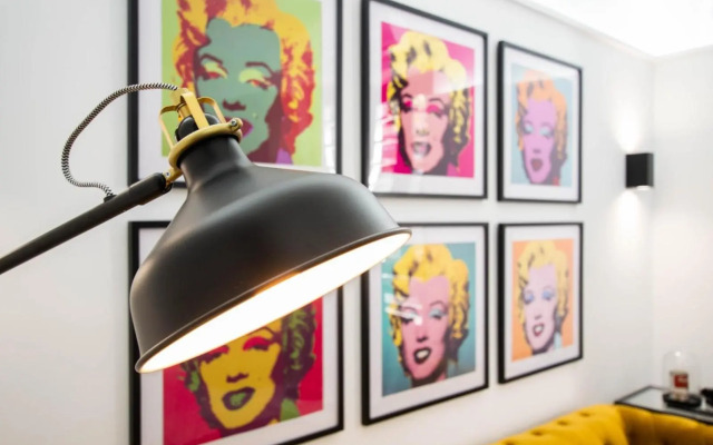 Apartamentos Élite - Warhol