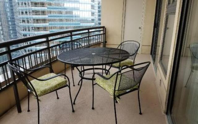 Camden Post Oak 2707 Apartment