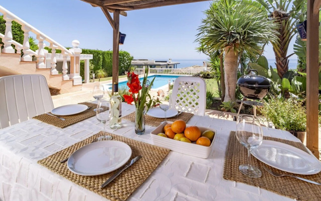 PCH23 - Spacious villa with amazing views