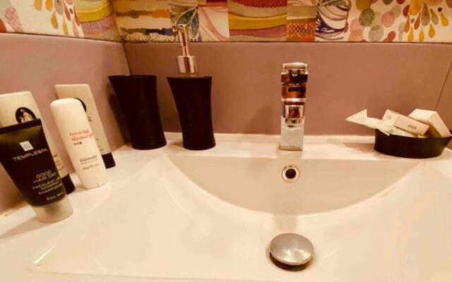 “SMILE NERJA” chic apartment with WIFI, 4 guests
