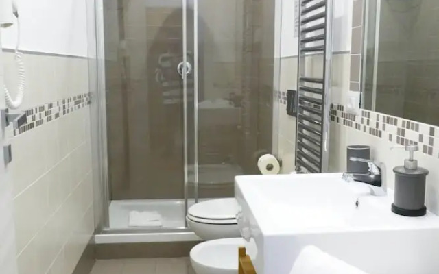 Gialel Pisa Guest House