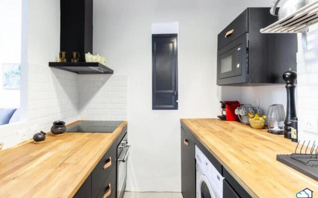 Beautiful Apartment - 2 rooms AC - Air Rental by Keeper