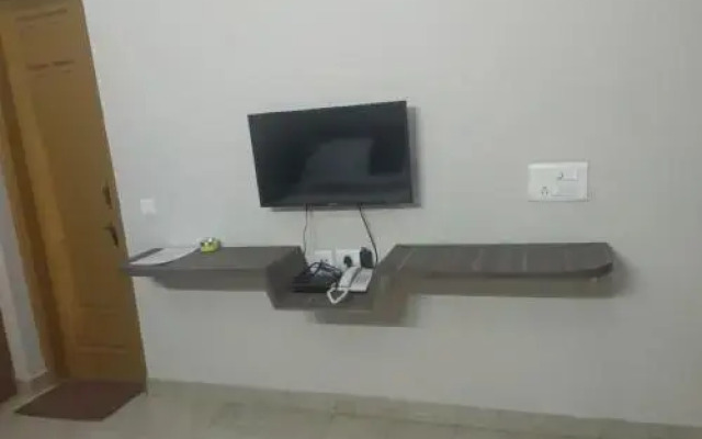 Medicare Residency By OYO Rooms
