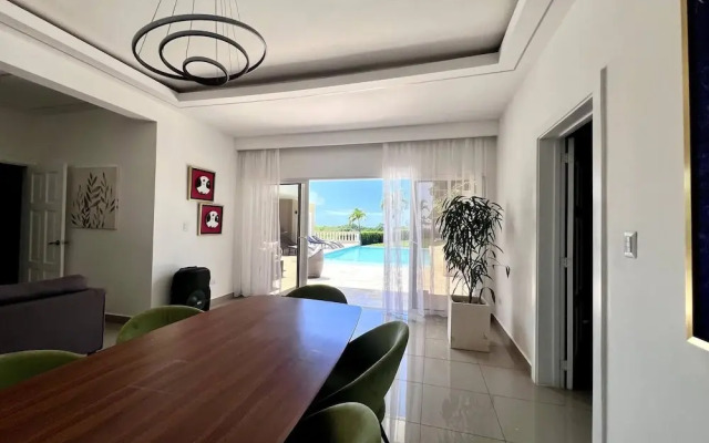 Casa Linda 756 - 5br Modern Villa In Sosua!