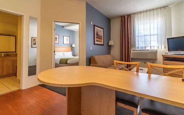 Quality Inn & Suites Denver South Park Meadows Area