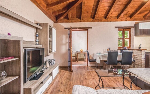 Beautiful Home in Sv lovrec With Wifi and 1 Bedrooms