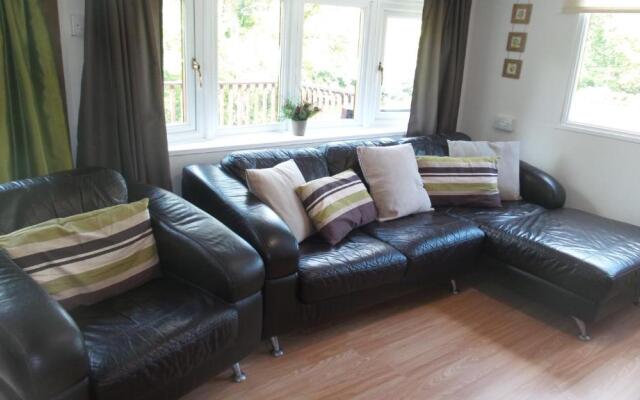 28 Riverside, Caer Beris Holiday Park