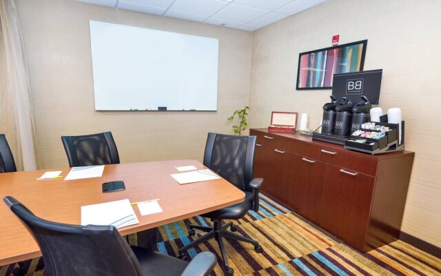 Fairfield Inn by Marriott Medford Long Island